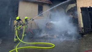 Strohfeuer in Eichitz: Feuerwehr rettet Haus und Scheune